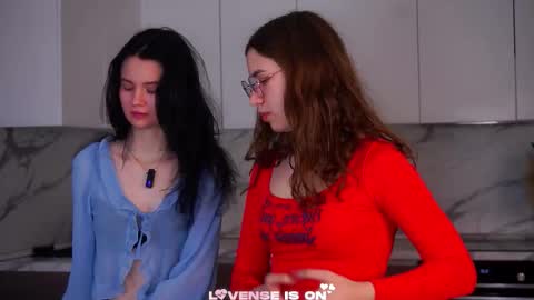 Alice online show from December 18, 2025, 1:33 am