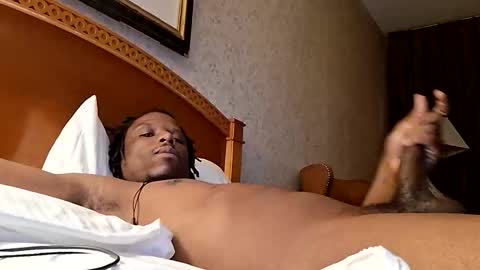 Snapshot of r0mm1354 chatting on April 10, 2026, 6:51 am r0mm1354 online show from April 10, 2026, 6:51 am