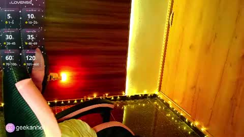 Snapshot of r0ttenangel chatting on June 13, 2026, 4:54 am Angel online show from June 13, 2026, 4:54 am