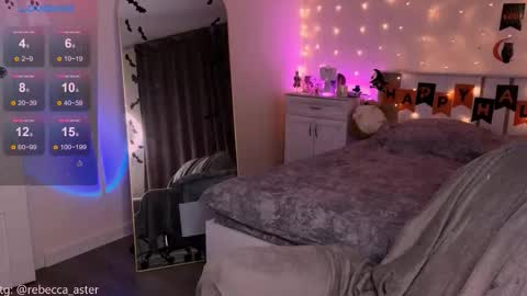 Rebecca  Becc online show from October 28, 2025, 4:31 pm