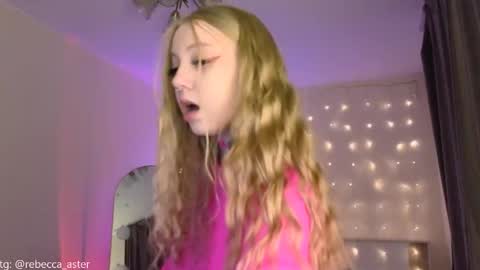 Rebecca  Becc online show from February 4, 2026, 5:19 pm