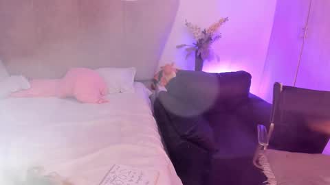 Snapshot of rachaeldeckard chatting on November 16, 2025, 4:07 am natalia - online show from November 16, 2025, 4:07 am