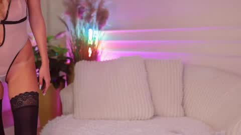 Snapshot of rachel_quinn_ chatting on June 10, 2026, 3:50 am rachel_quinn_ online show from June 10, 2026, 3:50 am
