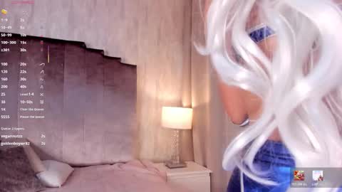 Mariana online show from March 7, 2026, 9:12 pm