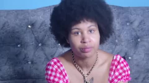 RachelAnn online show from November 23, 2025, 3:23 pm