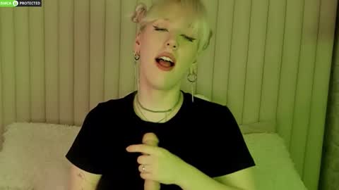 RachelCart online show from September 12, 2025, 3:17 am