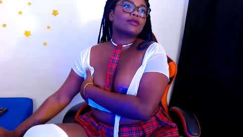 RACHELL  online show from January 19, 2026, 5:11 am