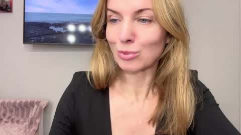 Rachel online show from February 4, 2025, 7:55 pm