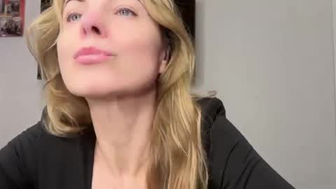 Rachel online show from February 9, 2025, 7:09 pm