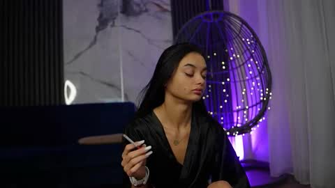 Ann online show from December 4, 2025, 5:17 am