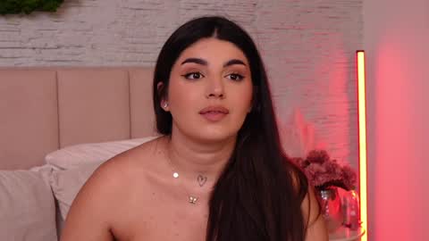 Snapshot of rachelswaan chatting on December 6, 2024, 1:22 pm RachelSwaan online show from December 6, 2024, 1:22 pm