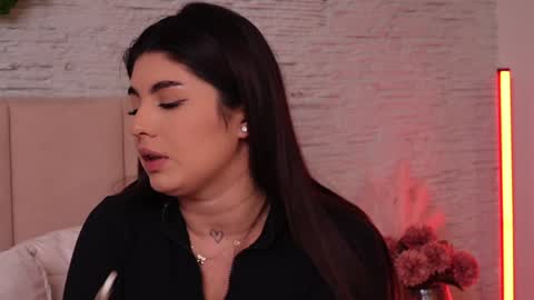 Snapshot of rachelswaan chatting on December 9, 2024, 11:04 am RachelSwaan online show from December 9, 2024, 11:04 am