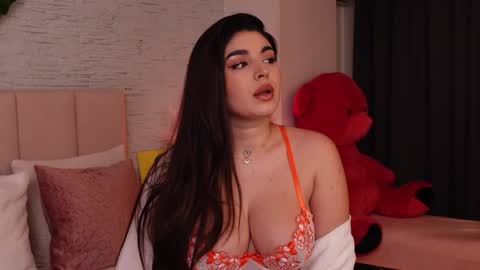 Snapshot of rachelswaan chatting on January 18, 2025, 8:52 am RachelSwaan online show from January 18, 2025, 8:52 am