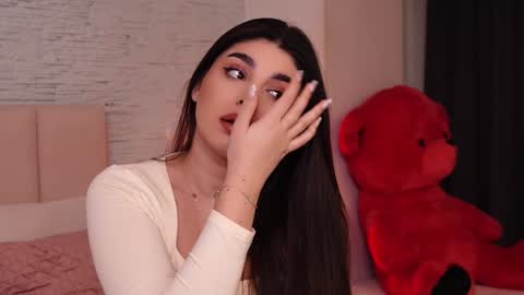 Snapshot of rachelswaan chatting on January 23, 2025, 9:39 am RachelSwaan online show from January 23, 2025, 9:39 am