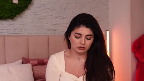 Snapshot of rachelswaan chatting on February 3, 2025, 12:25 pm RachelSwaan online show from February 3, 2025, 12:25 pm