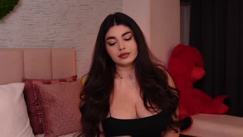 Snapshot of rachelswaan chatting on February 6, 2025, 6:40 am RachelSwaan online show from February 6, 2025, 6:40 am