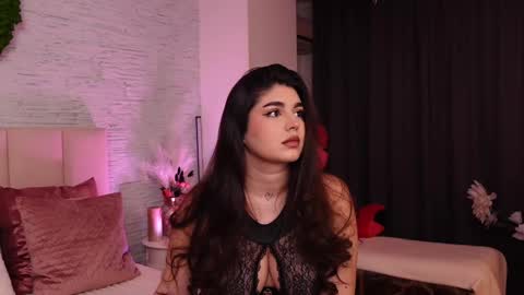 Snapshot of rachelswaan chatting on February 20, 2025, 5:44 am RachelSwaan online show from February 20, 2025, 5:44 am