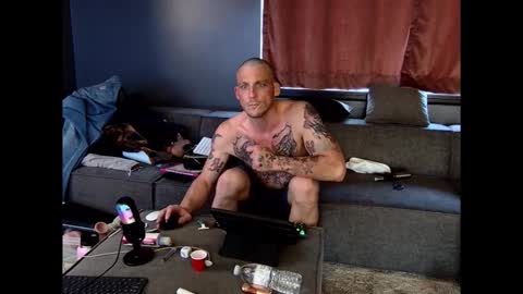 Snapshot of rado970 chatting on November 25, 2025, 10:43 pm Lauren online show from November 25, 2025, 10:43 pm