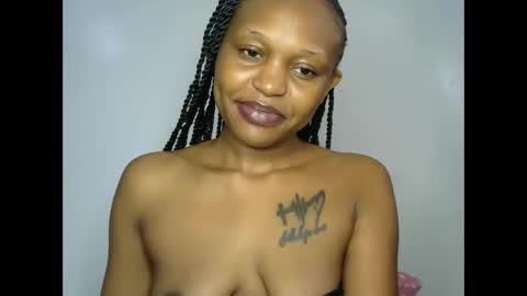 Snapshot of rae_zara chatting on December 22, 2024, 8:16 am messy candie online show from December 22, 2024, 8:16 am