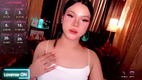 Snapshot of raeganclinton chatting on September 12, 2025, 12:44 am raeganclinton online show from September 12, 2025, 12:44 am