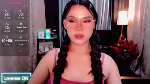 Snapshot of raeganclinton chatting on September 14, 2025, 12:43 am raeganclinton online show from September 14, 2025, 12:43 am
