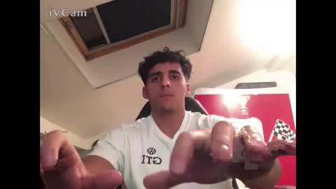 Snapshot of raes69 chatting on February 13, 2025, 11:37 pm raes online show from February 13, 2025, 11:37 pm