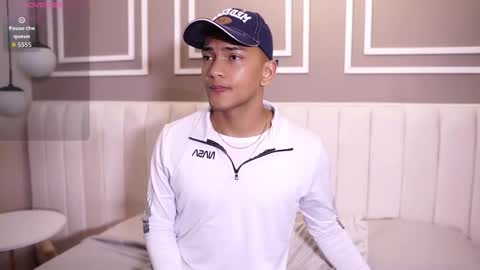 rafa_cruz online show from February 19, 2026, 12:12 pm