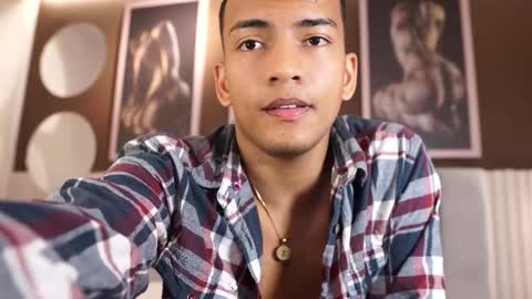 Snapshot of rafa_cruz chatting on March 29, 2026, 7:47 pm rafa_cruz online show from March 29, 2026, 7:47 pm