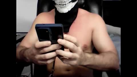 rafaako online show from October 3, 2025, 7:44 pm