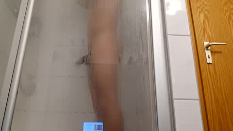 rafael21012 online show from January 19, 2025, 1:33 pm