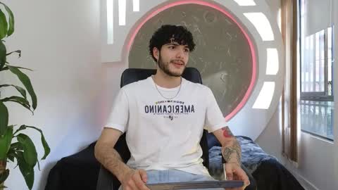 R A F A E L online show from September 23, 2025, 9:51 pm