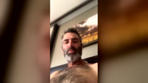 Snapshot of rafterb1 chatting on February 4, 2026, 6:25 pm rafterb1 online show from February 4, 2026, 6:25 pm