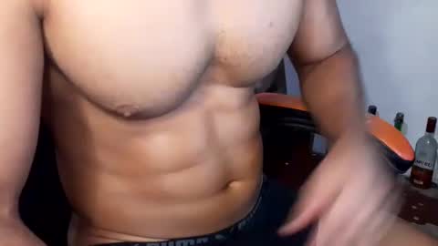 Snapshot of ragnar586 chatting on February 21, 2025, 7:32 pm Ragnar69 online show from February 21, 2025, 7:32 pm