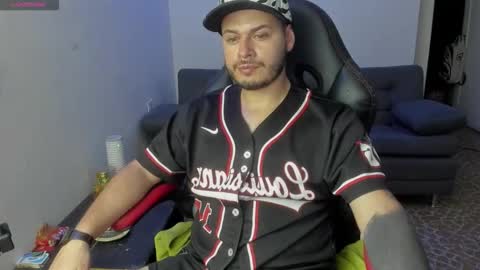 ragnar_lothbrok77 online show from April 17, 2026, 4:04 am