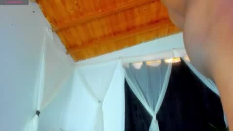 Andres H online show from November 12, 2025, 3:01 pm