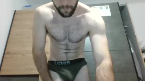 crash online show from November 16, 2025, 6:46 pm