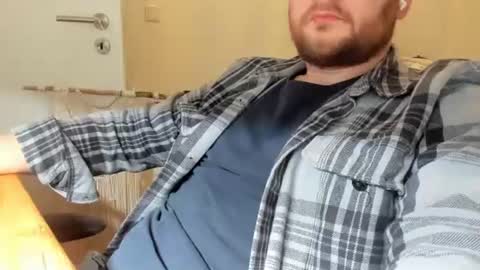 Snapshot of rahmsch chatting on December 16, 2025, 11:48 am rahmsch online show from December 16, 2025, 11:48 am