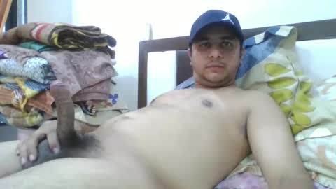 Snapshot of rahuldave007 chatting on January 8, 2025, 8:27 am Dave online show from January 8, 2025, 8:27 am