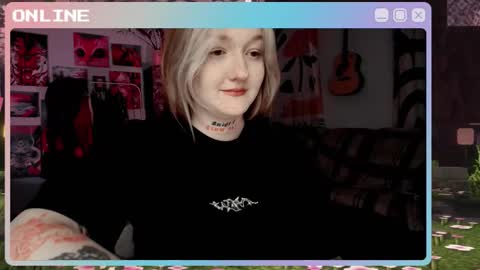 Snapshot of raiingurl chatting on November 9, 2025, 8:51 pm Kate online show from November 9, 2025, 8:51 pm