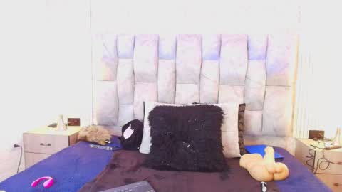 Snapshot of railey_rosse_ chatting on September 24, 2025, 7:39 pm Welcome to my room online show from September 24, 2025, 7:39 pm