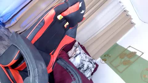 Snapshot of raileykink chatting on February 17, 2025, 12:38 pm itsmeRailey online show from February 17, 2025, 12:38 pm