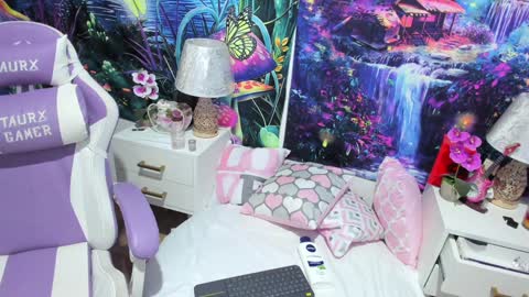 rainbow__coockie online show from January 1, 2025, 4:39 am