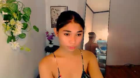 raindrizzle1706 online show from December 21, 2025, 5:20 pm