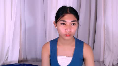 raindrizzle1706 online show from February 3, 2026, 6:46 pm