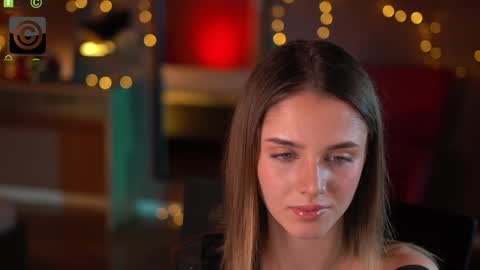 Raisa online show from December 21, 2025, 5:53 pm