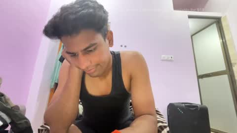 Snapshot of raju_smith chatting on December 21, 2025, 12:34 pm raju_smith online show from December 21, 2025, 12:34 pm