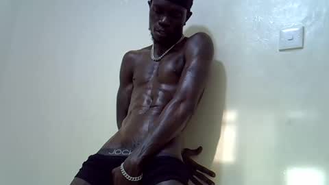 Snapshot of rakeem_1_ chatting on February 14, 2025, 2:44 pm rakeem 1  online show from February 14, 2025, 2:44 pm