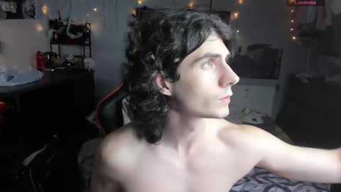 kirill online show from November 9, 2025, 7:45 pm