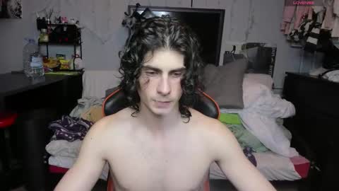 kirill online show from November 17, 2025, 6:14 pm