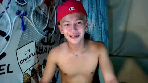 ralfhuge24 online show from December 4, 2025, 7:39 am